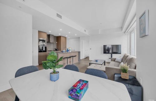 Riley Park-Little Mountain Condo | Perfectly Located NEW Condo for Explore Vancouver