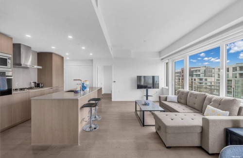 Riley Park-Little Mountain Condo | Perfectly Located NEW Condo for Explore Vancouver