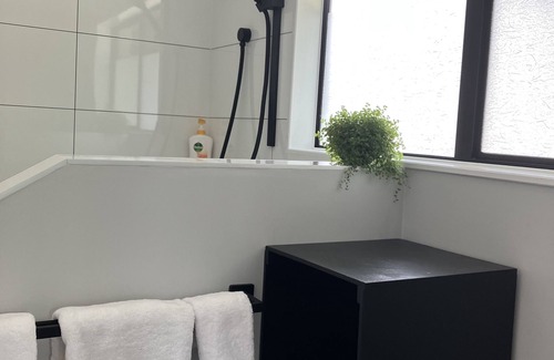 Pohara House | Perfectly positioned in Pohara- across the road from beautiful Pohara beach.