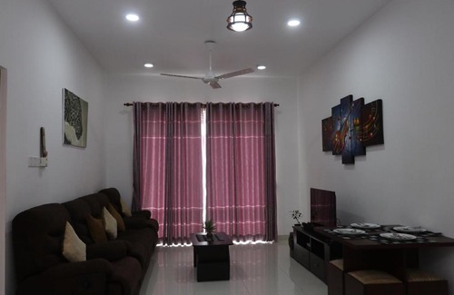 Mount Lavinia Apartment | Perinsha Ocean Apartment- Elysian Residencies@Mount Lavinia
