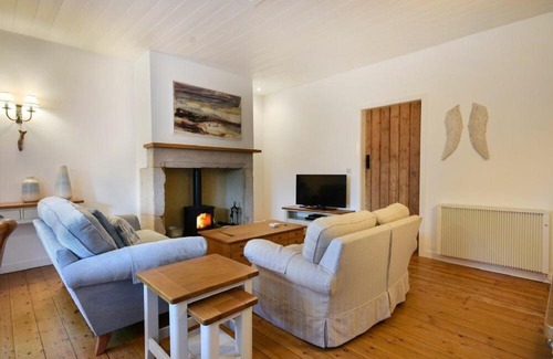 Bamburgh House | Periwinkle