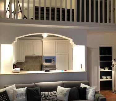 Saint-Tropez City Centre Apartment | Perrine Duplex