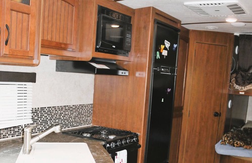 Central Alberta House | Pet and Cannabis Friendly Holiday Trailer surrounded by 35 acres of forest.