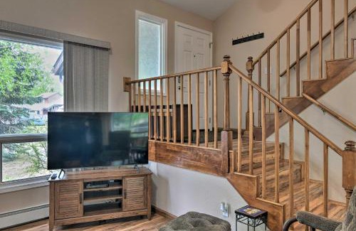 Sand Lake House | Pet Friendly Anchorage Retreat with Deck and Yard