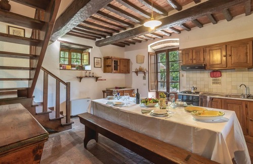 San Pietro a Cegliolo Apartment | Pet friendly apartment in Cortona AR