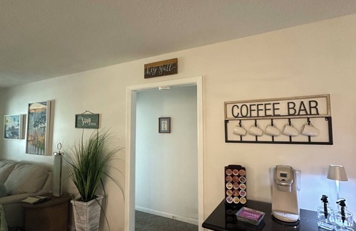 Sebring House | Pet-Friendly Canal Home in Sebring – Easy Access to Lake Jackson!