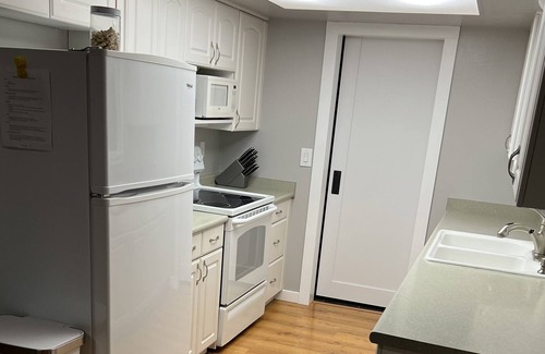 Pocatello House | Pet friendly, cozy two bedroom house with nice yard.
