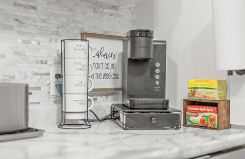 Nashville Cottage | Pet-friendly Creekside Cottage