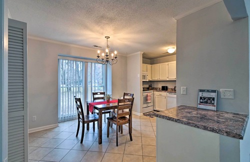 Fayetteville House | Pet-Friendly Fayetteville Escape w/Grill!
