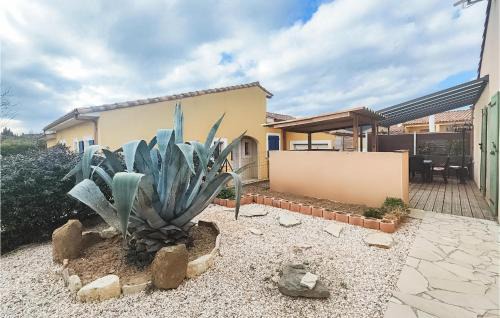 Pouzols-Minervois House | Pet Friendly Home In Pouzols-Minervois