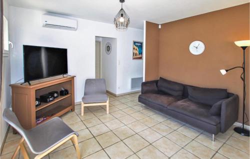 Rochefort-du-Gard House | Pet Friendly Home In Rochefort Du Gard