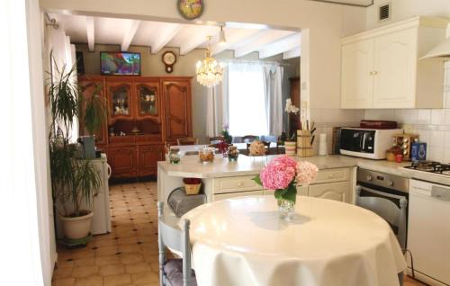 Puy-Saint-Martin House | Pet Friendly Home In Puy Saint Martin