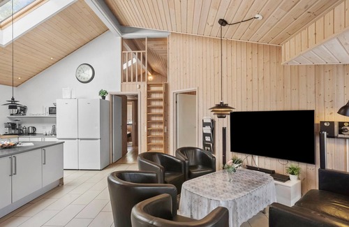 Idestrup House | Pet friendly home in Idestrup with sauna