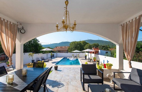 Lozovac House | Pet friendly home in Lozovac