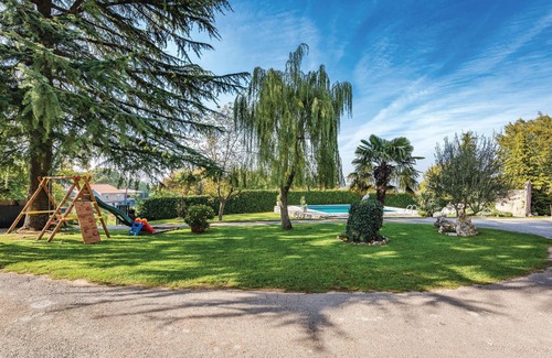 Heki House | Pet friendly home in Pazin with jacuzzi