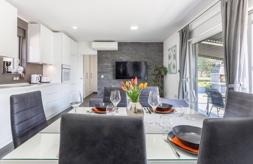 Fazana House | Pet friendly home in Peroj with kitchen