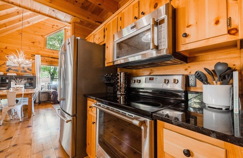 Hidden Lake Cabin | Pet-Friendly-Lakefront Cabin w/Amazing Views-Hot Tub