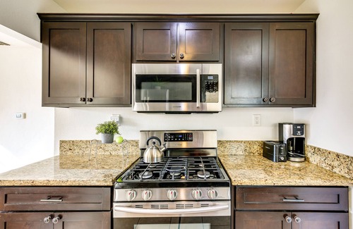 North Long Beach House | Pet-Friendly Long Beach Bungalow w/Patio & Yard