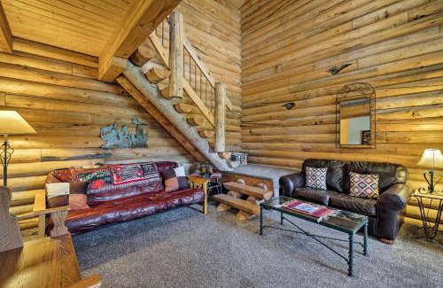 Spanish Valley House | Pet-Friendly Moab Cabin with Mtn Views and BBQ!