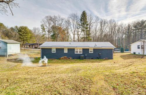 Morganton House | Pet-Friendly Morganton Home with Large Backyard!