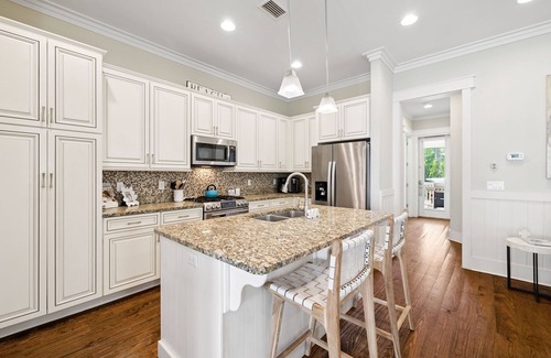 Santa Rosa Beach House | Pet Friendly Nature Walk Getaway | LSV | 6 Bikes | Olympic Size Pool Access