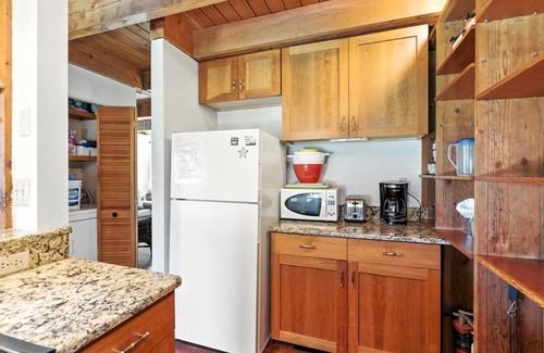 Rockaway Beach House | Pet-friendly Oceanfront Getaway