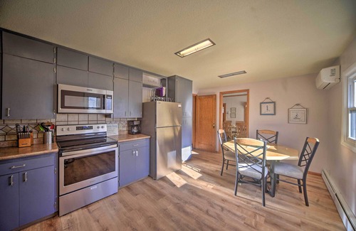 Ogallala House | Pet-Friendly Ogallala Home ~ 7 Mi to Lakefront!