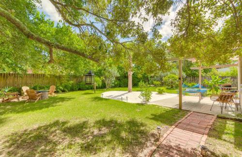 Southeast Pensacola House | Pet-Friendly Pensacola Home with Sunny Backyard!