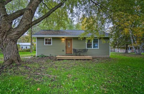 Alanson House | Pet-Friendly Petoskey Area Cabin, Walk to River!