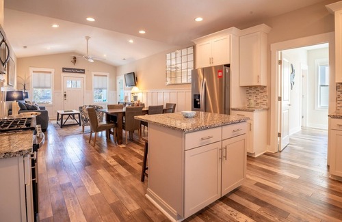 St. James House | Pet Friendly Private Home with Fenced Yard