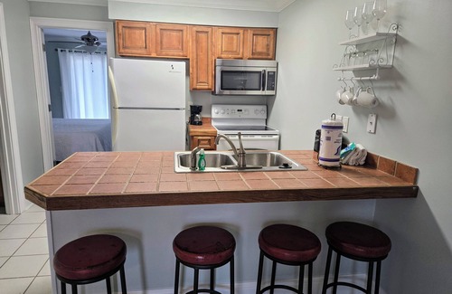 Ono Island Condo | Pet friendly Southern Breeze #2-Free Daily Activities Included!