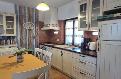Rovinjsko Selo Villa | Pet friendly stone villa near Rovinj