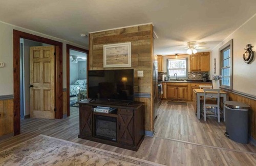 Kitty Hawk Cottage | Pet friendly ~ TheWrightCottage