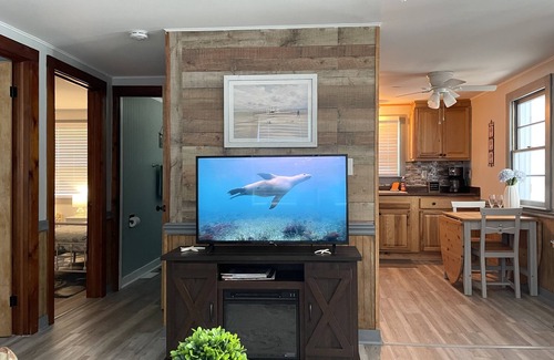 Kitty Hawk Cottage | Pet friendly ~ TheWrightCottage