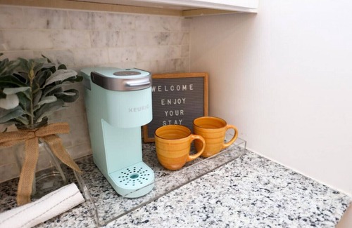 Villa Heights Apartment | Pet friendly tiny home in NoDa near Restaurants, Parks and Breweries