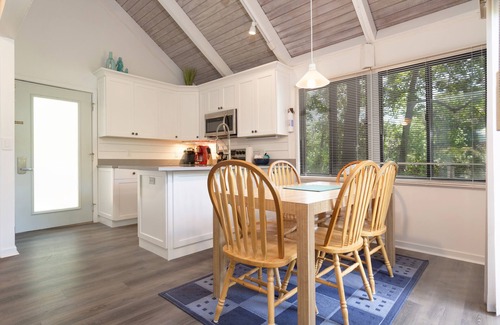 Night Heron House | Pet Friendly | Nature Preserve | Loft | NH52