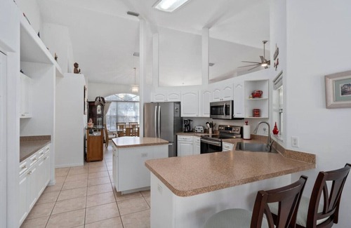 Wabasso Beach House | Pet Friendly w/Spa & Pool - Minutes from Beach