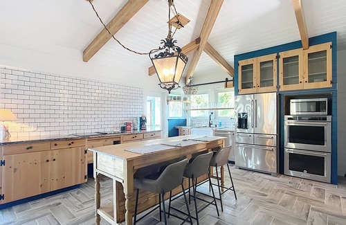 Crystal River House | Pet friendly water front home in the heart of Crystal River