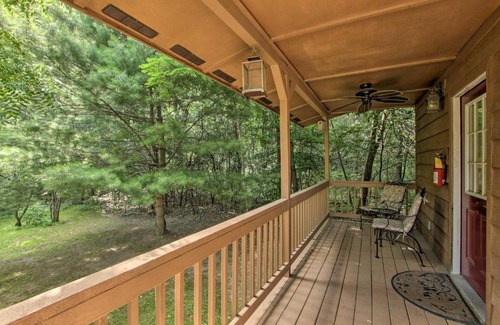Wisconsin Dells House | Pet-Friendly Wisconsin Dells Studio with Porch!