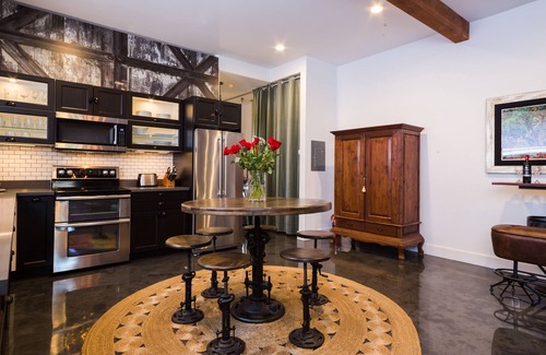 Petaluma House | Petaluma Warehouse Loft