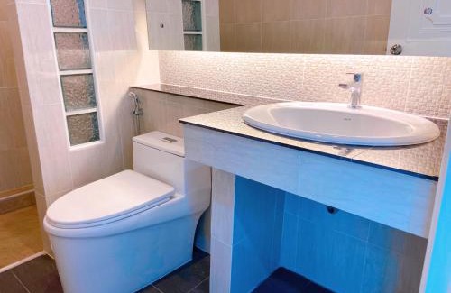 U Thong Hotel | Petchngam Home Resort