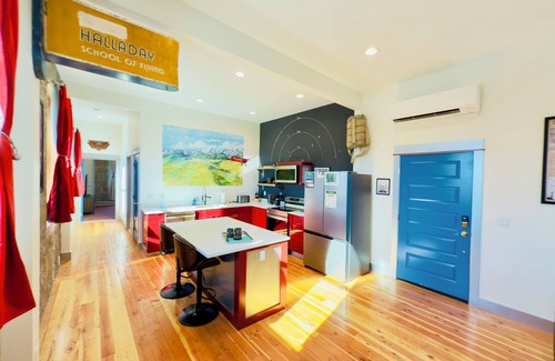 Enterprise Condo | Pete's Point is part of the Litch Hotel: fully equipped,Luxury vacation rental condos