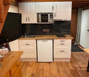 Pyrenees 2000 Ski Chalet | Petit chalet cosy prêt des pistes