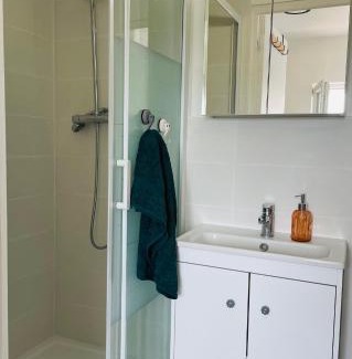 Sainte-Tulle Apartment | Petit nid en Provence *calme