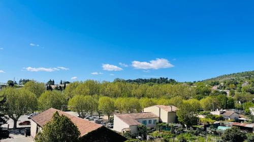 Sainte-Tulle Apartment | Petit nid en Provence *calme