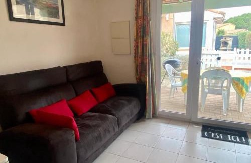 Vendres House | Petit pavillon 4 personnes dans résidence avec piscine