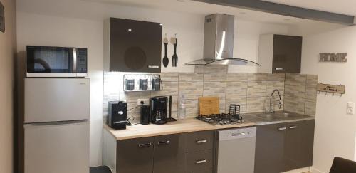 Salignac-Eyvignes House | Petite maison en pierre au coeur du Périgord noir proche de Sarlat et Rocamadour