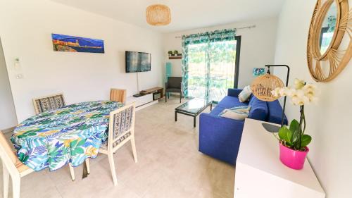 Corneilla-del-Vercol House | Petite maison - annexe indépendante d'une villa/Independent Guesthouse within a villa