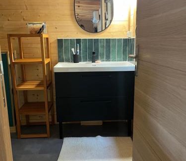 Montbazin House | Petite villa en bois