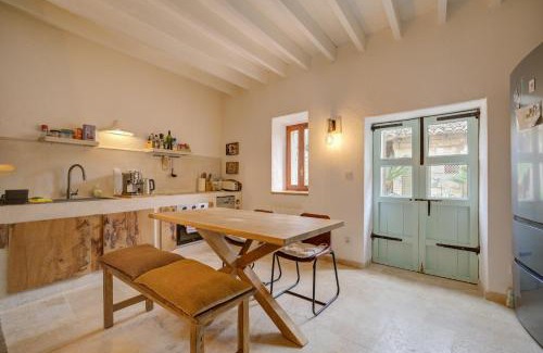 Petra House | Petra Holiday Home by Rentallorca